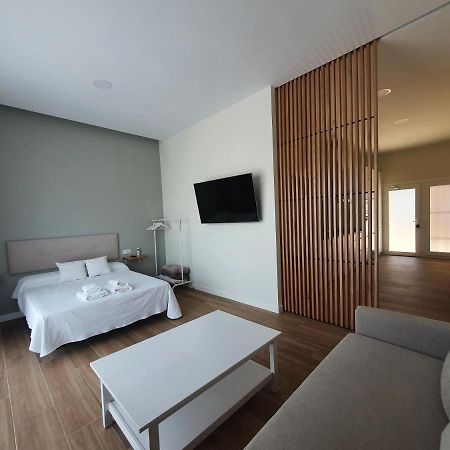 Redondela Apartments - Bedroom, Bathroom & Kitchen Zewnętrze zdjęcie